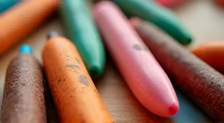Identifying Vintage Rubber Erasers: Key Features & Markings
